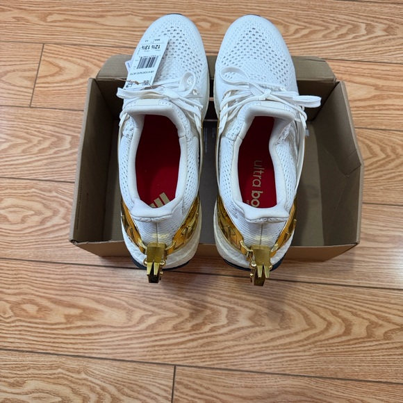 adidas White and Gold Athletic Shoes - Picture 6 of 7